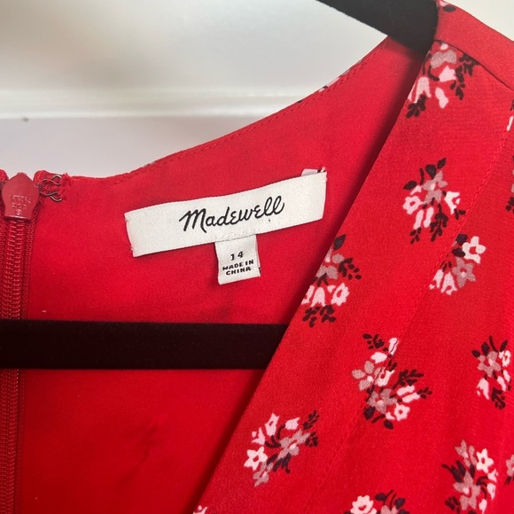 Madewell Silk Ruffle Sleeve Button Front Lilies Dress (14) - Picture 6 of 7